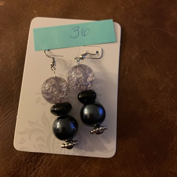 Earring - Picture 16 of 16